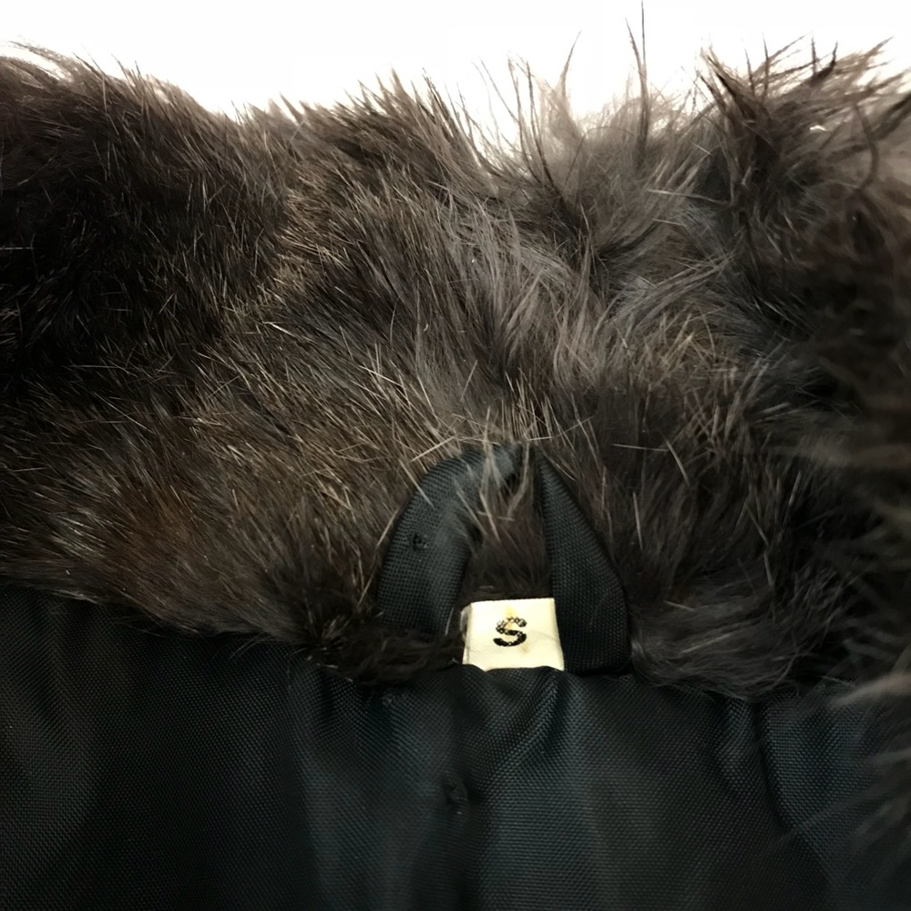 Authentic Rabbit Fur Coat - Picture 5 of 8
